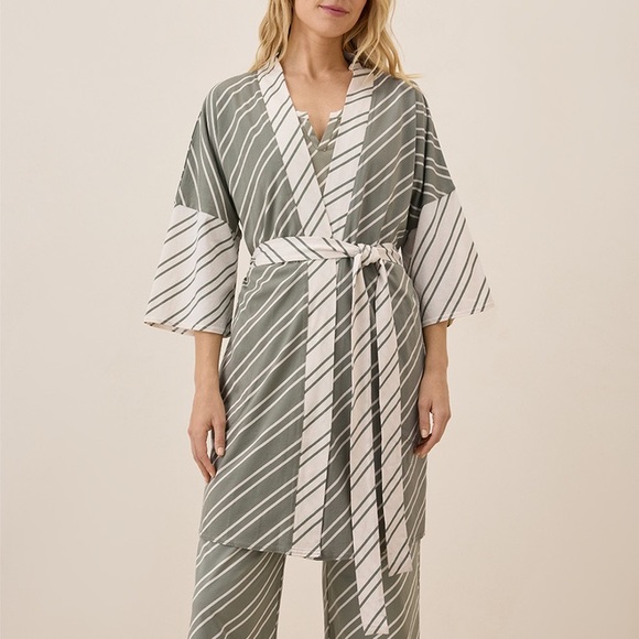 Pact Other - Pact staycation short robe